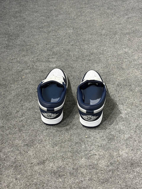 V.D Locaste - Jordan Sneaker – Efsanenin İzinde
