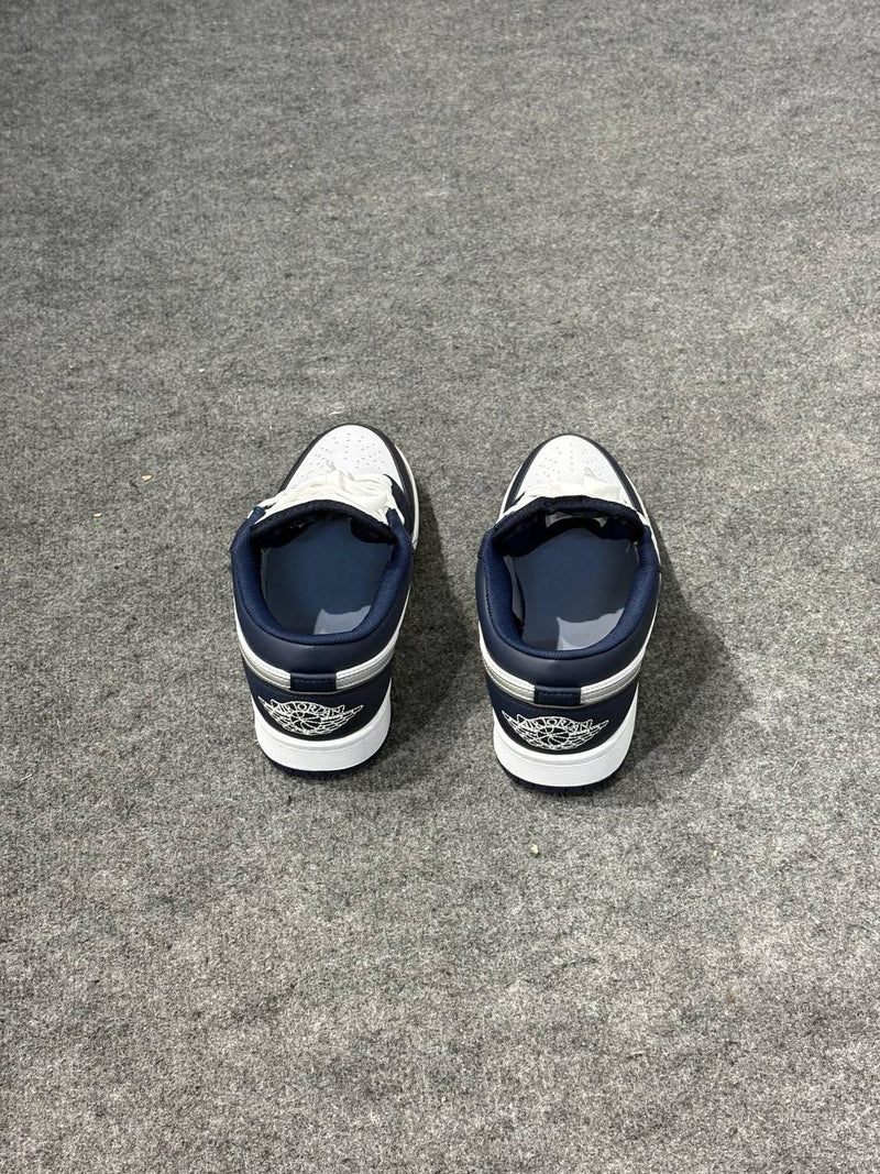 V.D Locaste - Jordan Sneaker – Efsanenin İzinde
