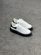 V.D Locaste - Alexander McQueen Sneaker – Lüksün Cesur Yorumuyla
