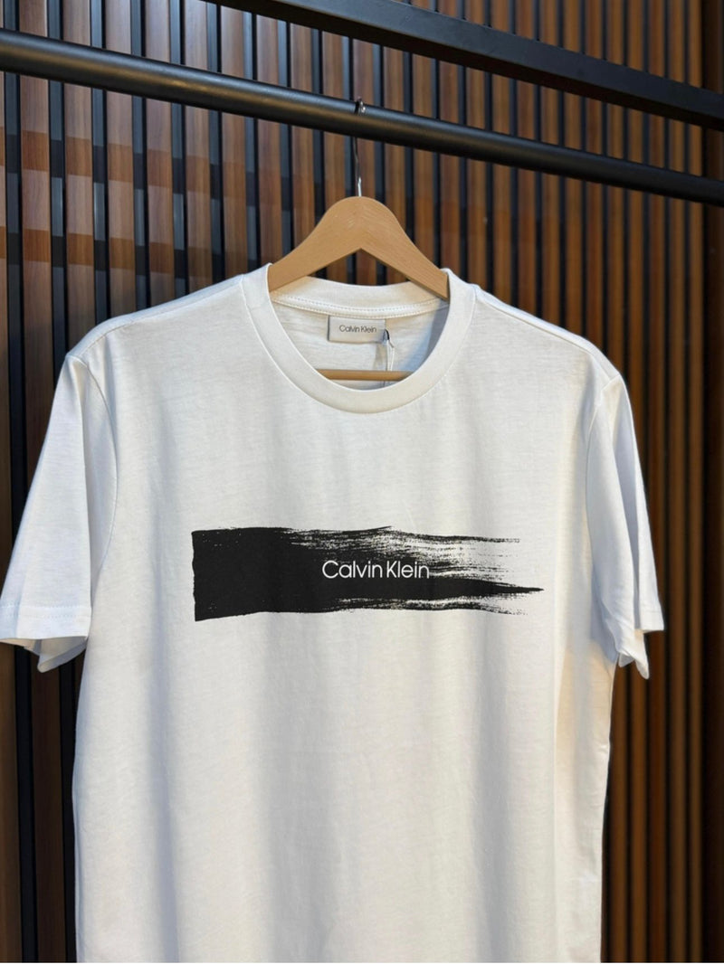 V.D Locaste Normal Yaka Tişört – Calvin Klein Logolu